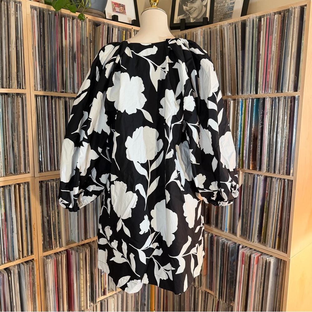 Kate Spade Rose Poplin Mini Dress Size L Black and White Pop Art Resortwear - Picture 5 of 7